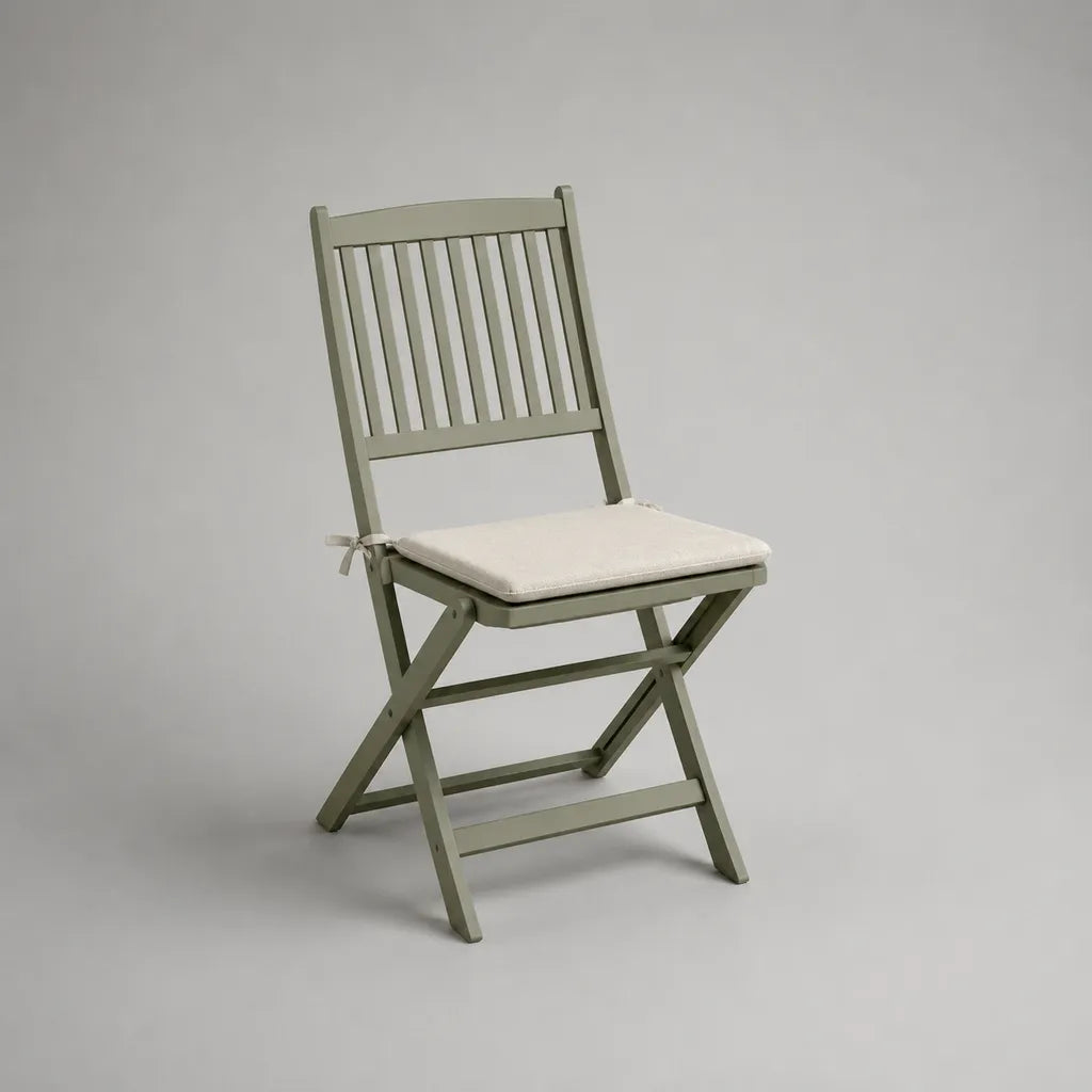 Klappbarer Gartenstuhl aus massivem Akazienholz mit Sitzkissen, Salbeigrün und Creme, 45 × 56 × 87 cm